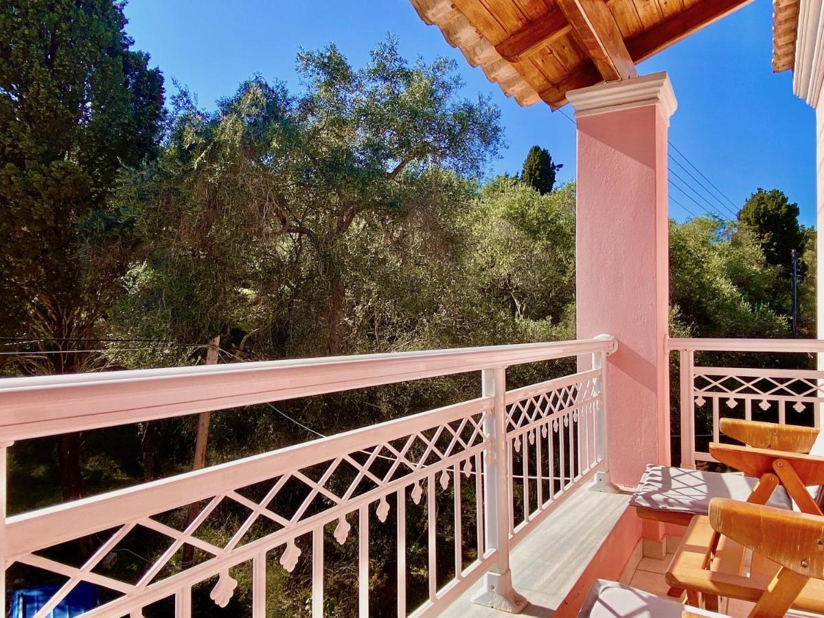 Seafront Villa Ourania Meszongí Kültér fotó