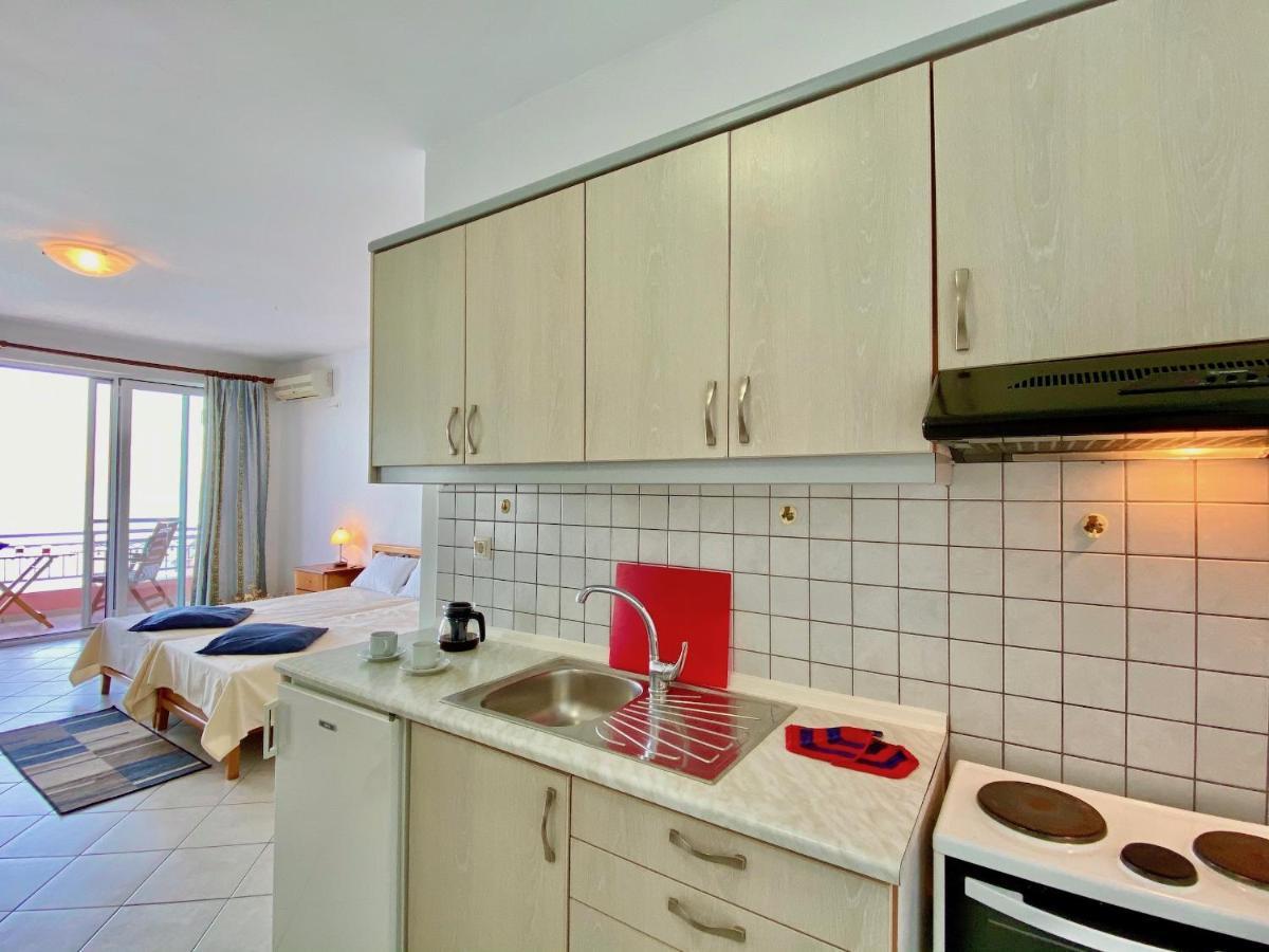 Seafront Villa Ourania Meszongí Kültér fotó